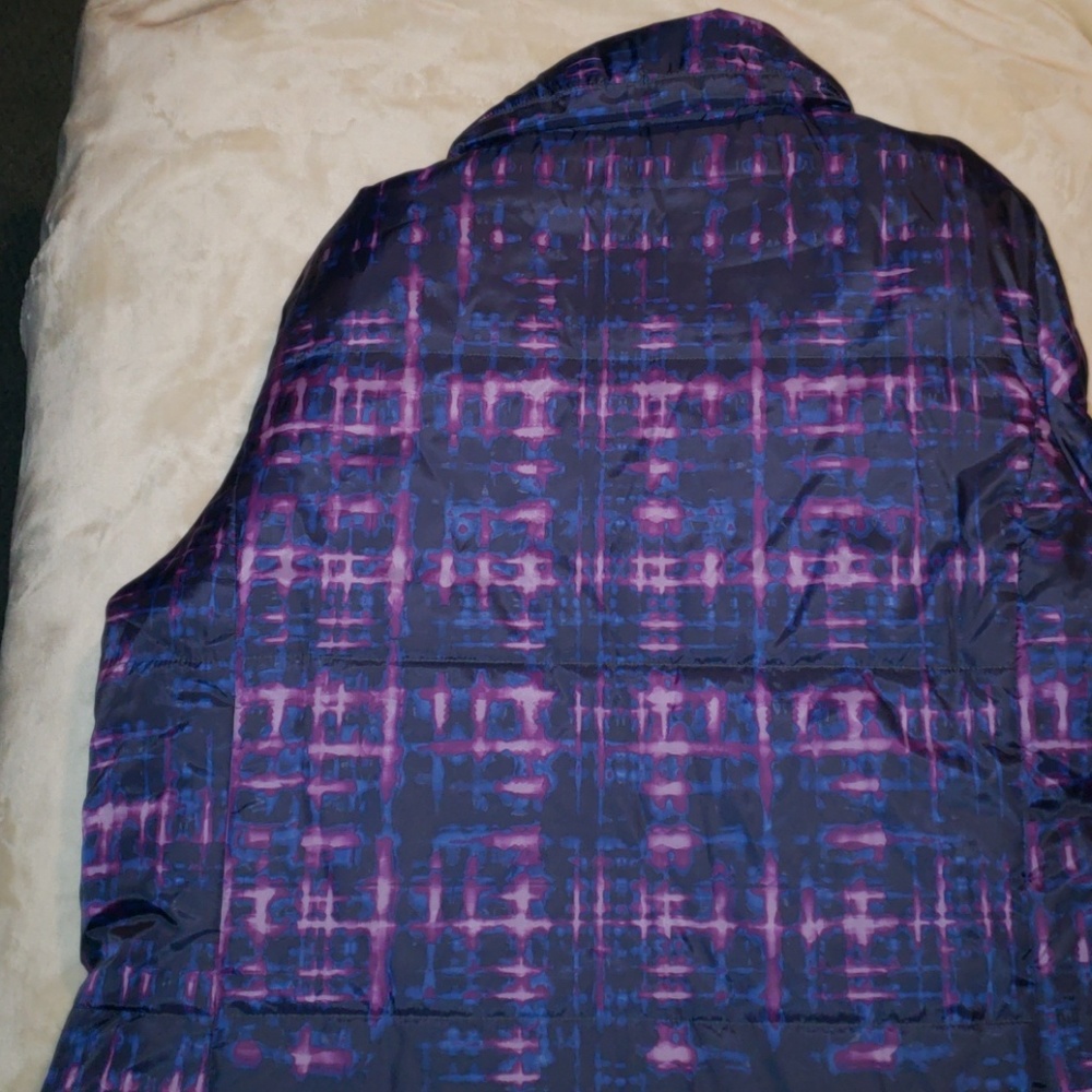 Coat - Picture 7 of 7